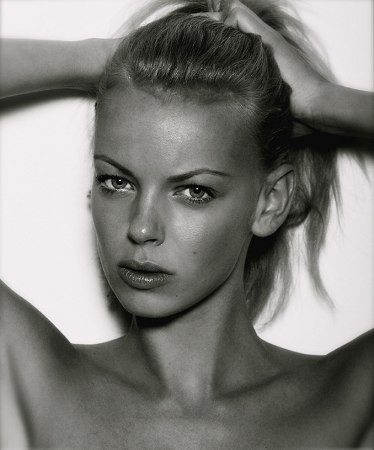 Photo of model Dorith Mous - ID 158403