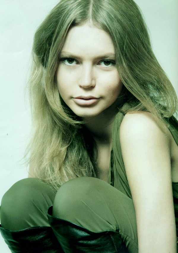 Photo of model Sasha Tarasova - ID 240088
