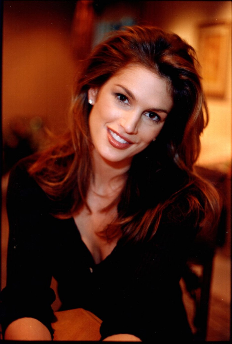 Photo of model Cindy Crawford - ID 21972