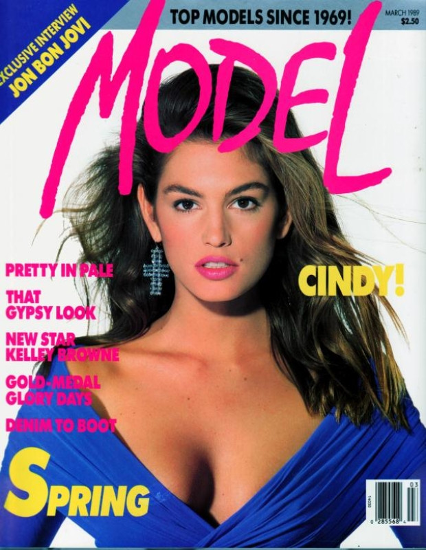 Photo of model Cindy Crawford - ID 357673