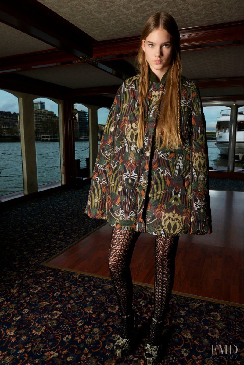 Giamba fashion show for Pre-Fall 2015