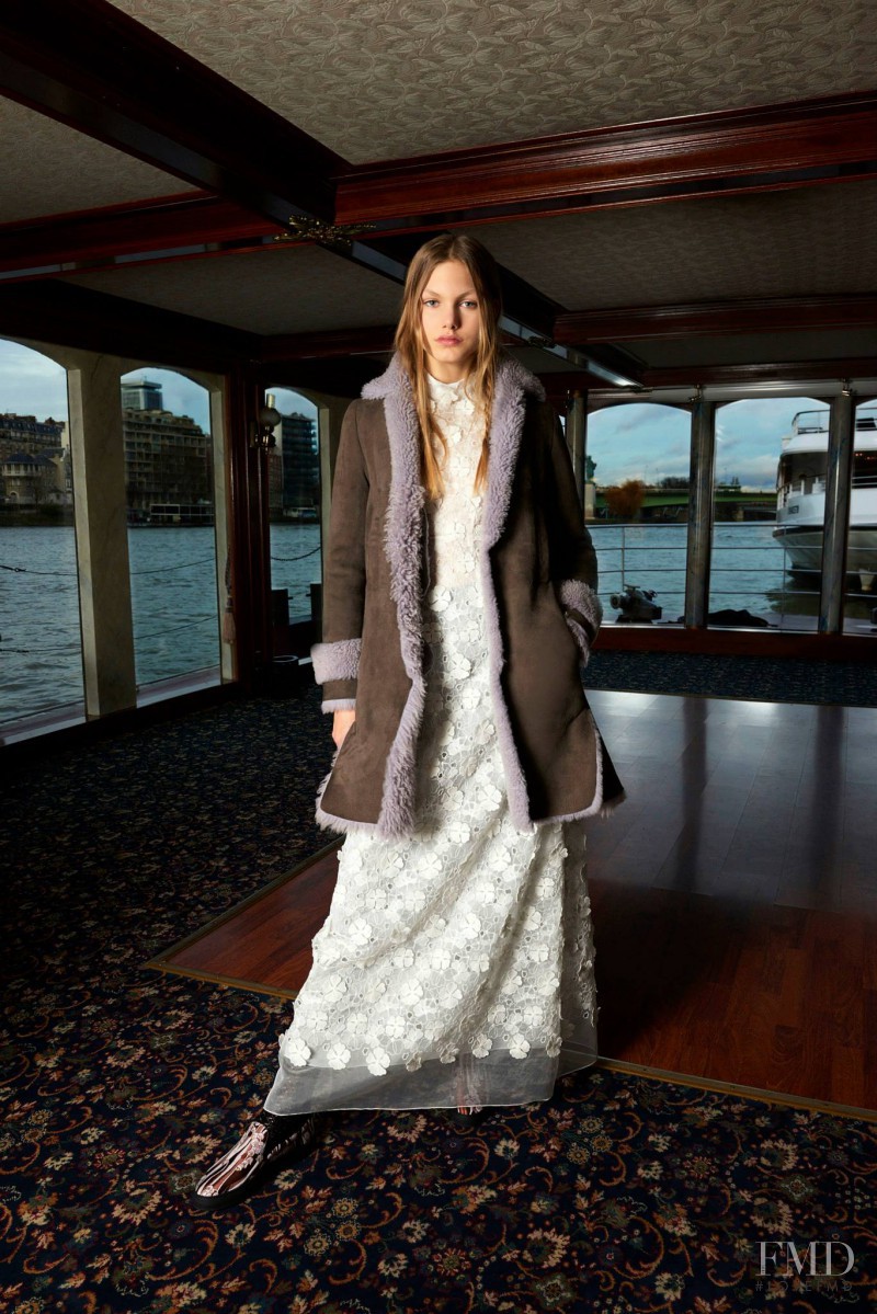 Annika Krijt featured in  the Giamba fashion show for Pre-Fall 2015