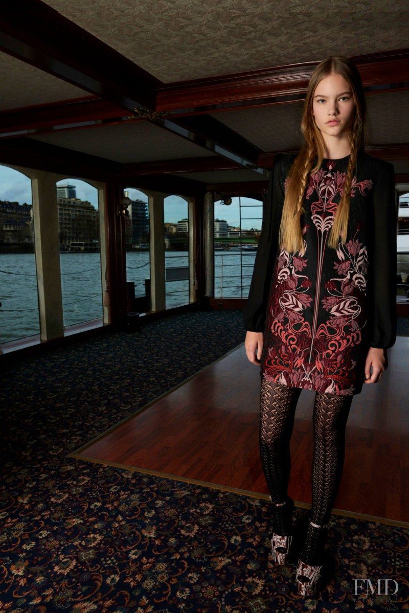 Giamba fashion show for Pre-Fall 2015