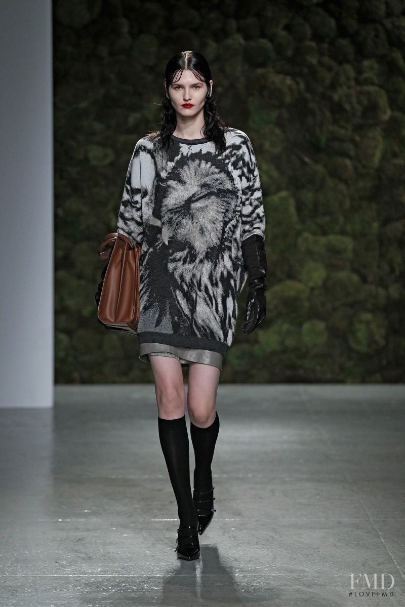 Katlin Aas featured in  the Max Mara fashion show for Pre-Fall 2015