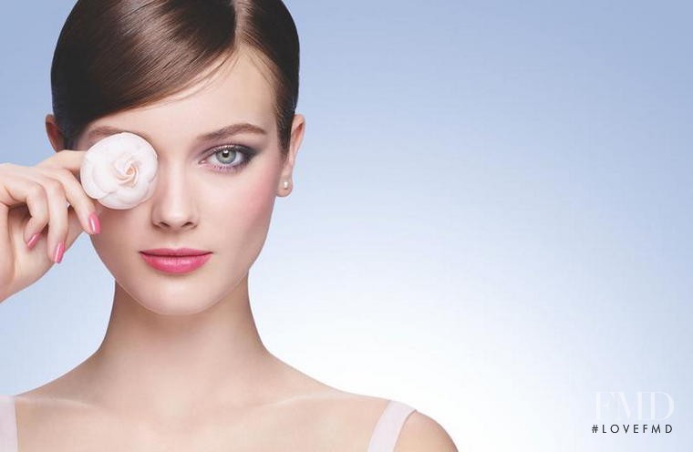 Monika Jagaciak featured in  the Chanel Beauty Le Blanc advertisement for Spring/Summer 2015