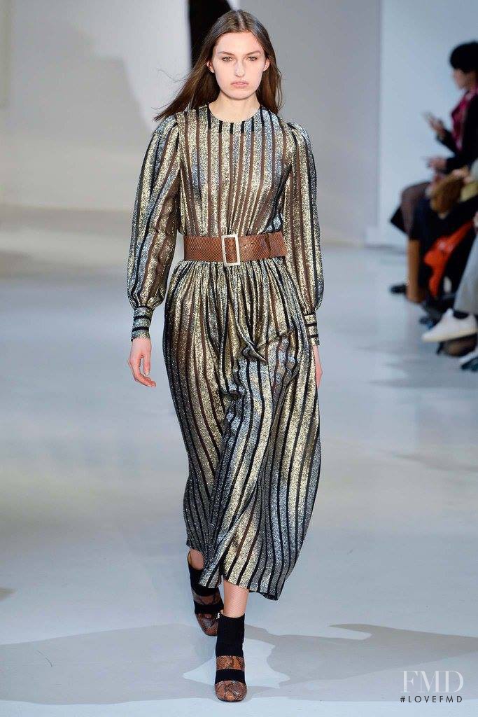 Zoe Huxford featured in  the Jill Stuart fashion show for Autumn/Winter 2015