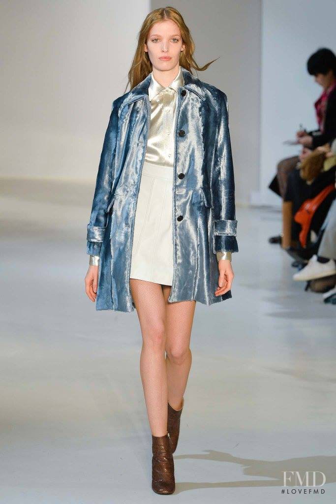Alisa Ahmann featured in  the Jill Stuart fashion show for Autumn/Winter 2015