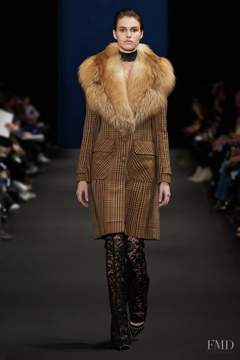Vanessa Moody featured in  the Altuzarra fashion show for Autumn/Winter 2015