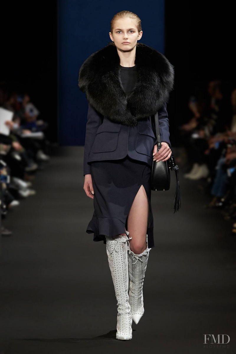Aneta Pajak featured in  the Altuzarra fashion show for Autumn/Winter 2015