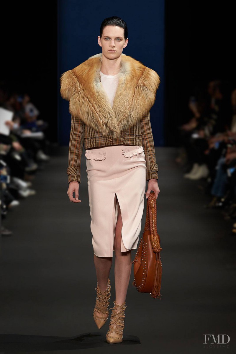 Ashleigh Good featured in  the Altuzarra fashion show for Autumn/Winter 2015