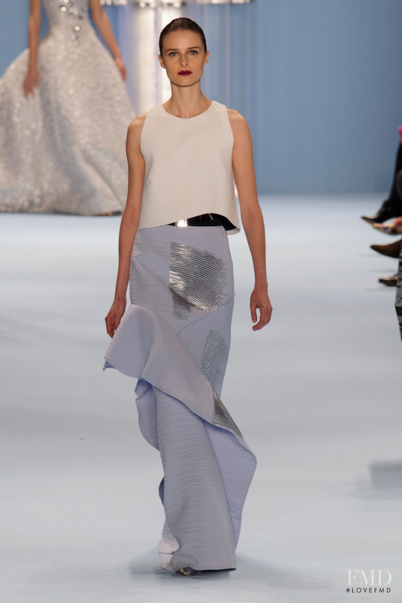 Vasilisa Pavlova featured in  the Carolina Herrera fashion show for Autumn/Winter 2015