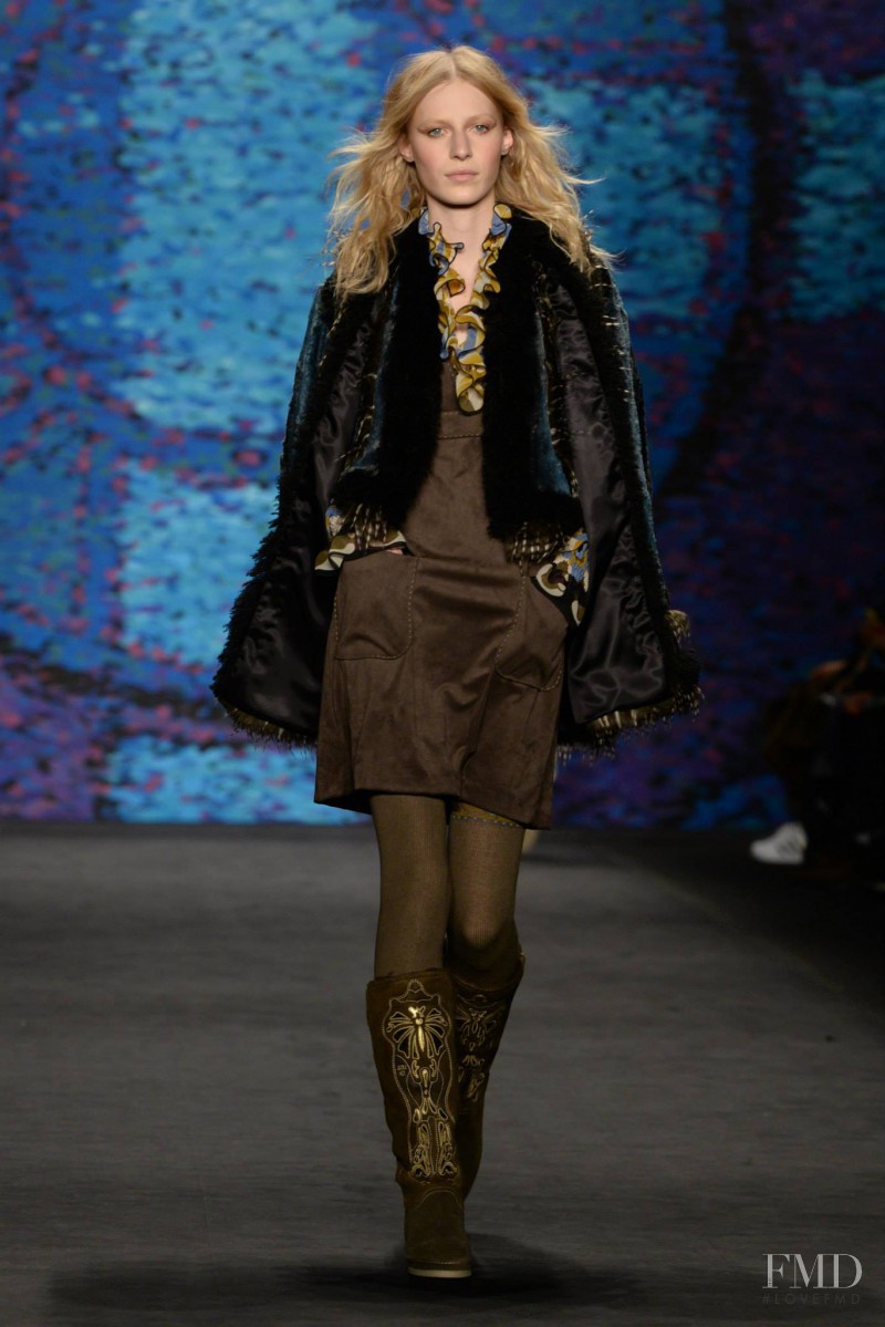 Julia Nobis featured in  the Anna Sui fashion show for Autumn/Winter 2015