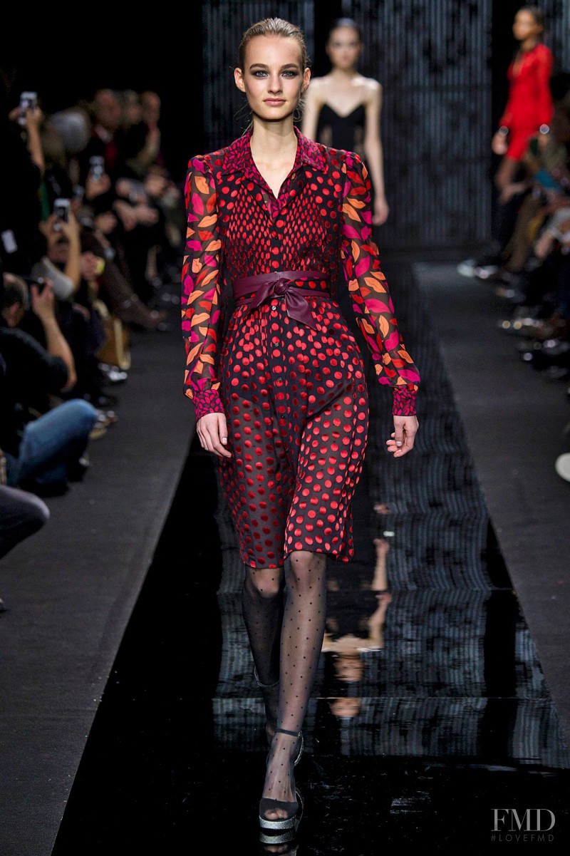 Maartje Verhoef featured in  the Diane Von Furstenberg fashion show for Autumn/Winter 2015