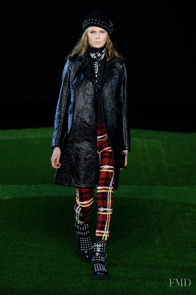 Alexandra Elizabeth Ljadov featured in  the Marc by Marc Jacobs fashion show for Autumn/Winter 2015
