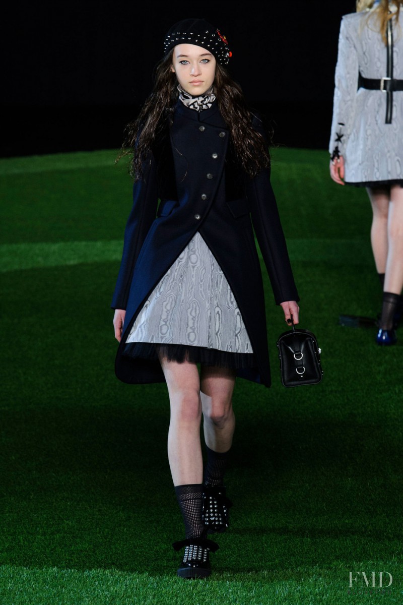Elizabeth Davison featured in  the Marc by Marc Jacobs fashion show for Autumn/Winter 2015