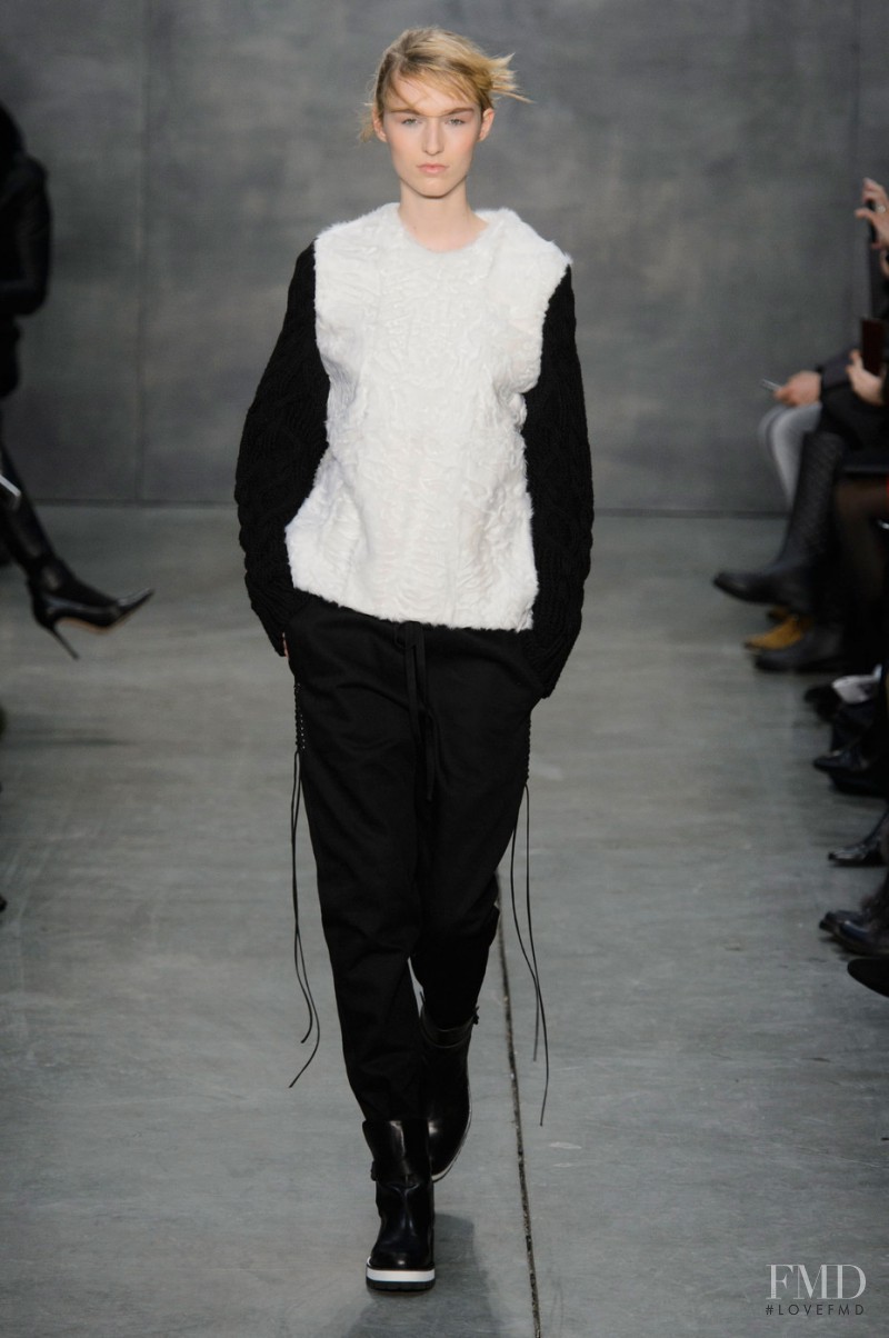 Manuela Frey featured in  the Vera Wang fashion show for Autumn/Winter 2015