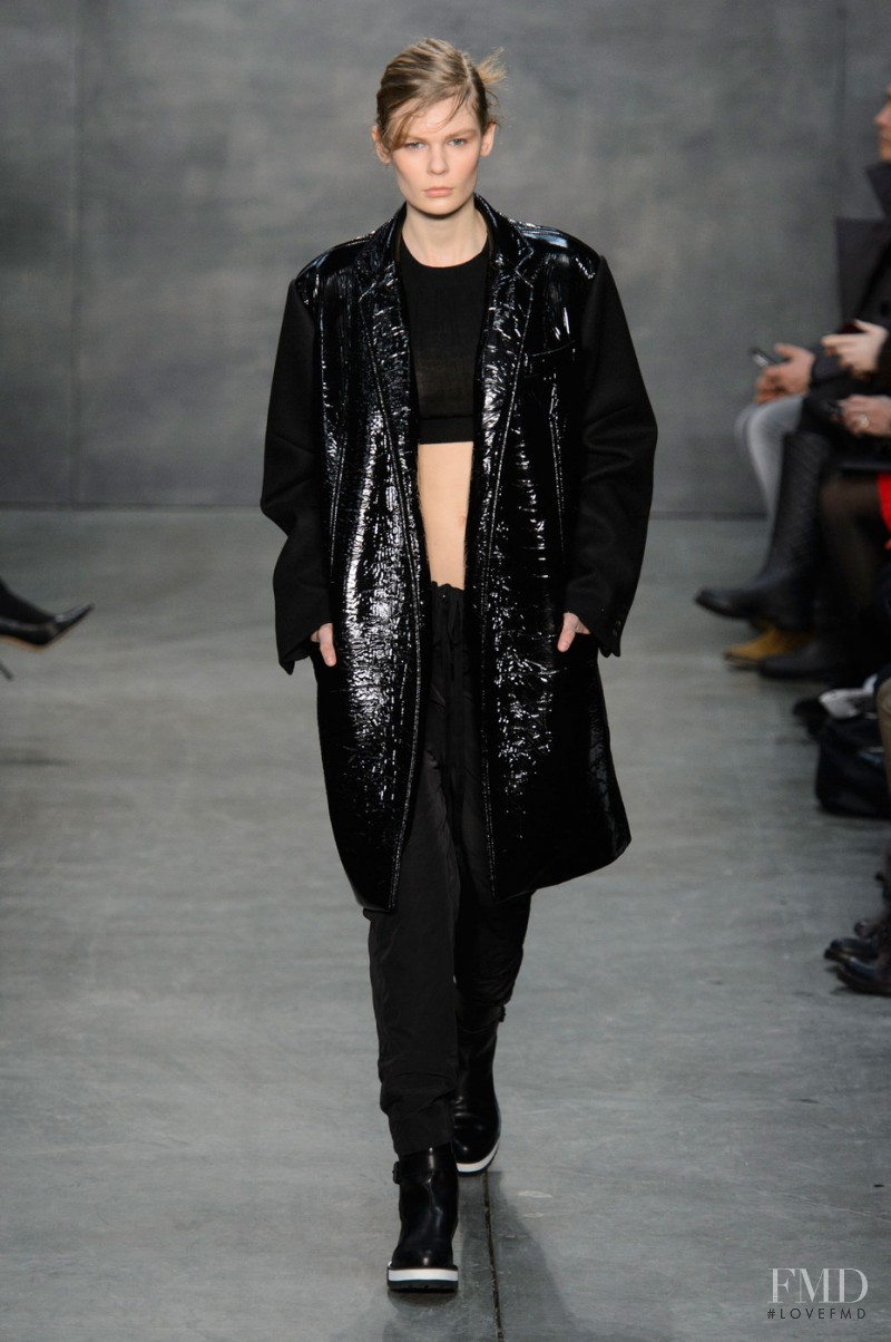 Alexandra Elizabeth Ljadov featured in  the Vera Wang fashion show for Autumn/Winter 2015