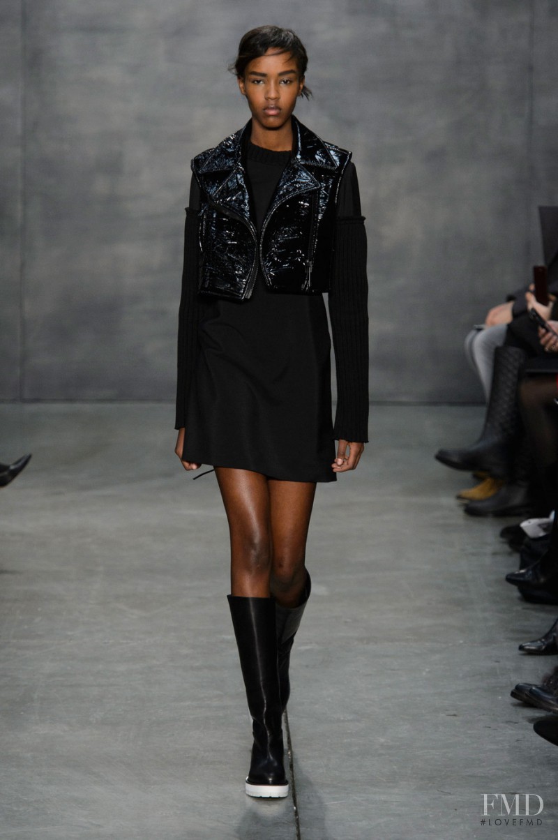 Leila Ndabirabe featured in  the Vera Wang fashion show for Autumn/Winter 2015