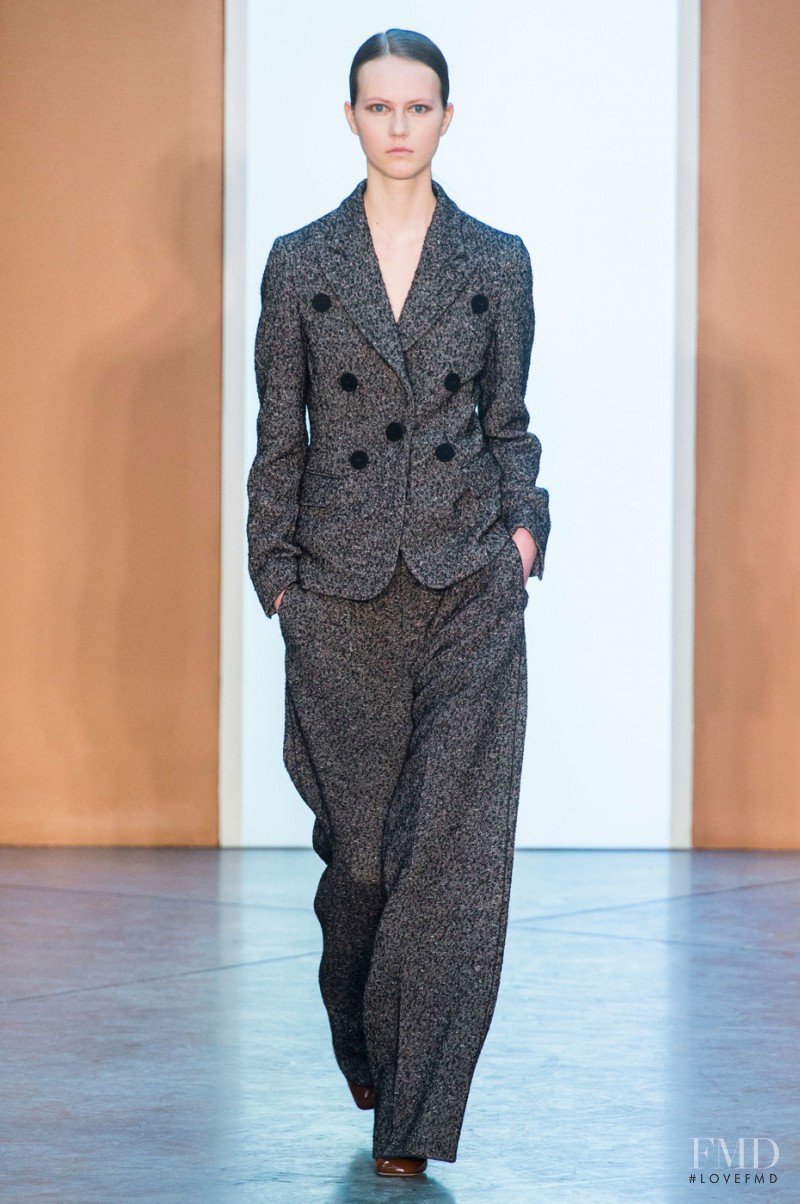 Julie Hoomans featured in  the Derek Lam fashion show for Autumn/Winter 2015