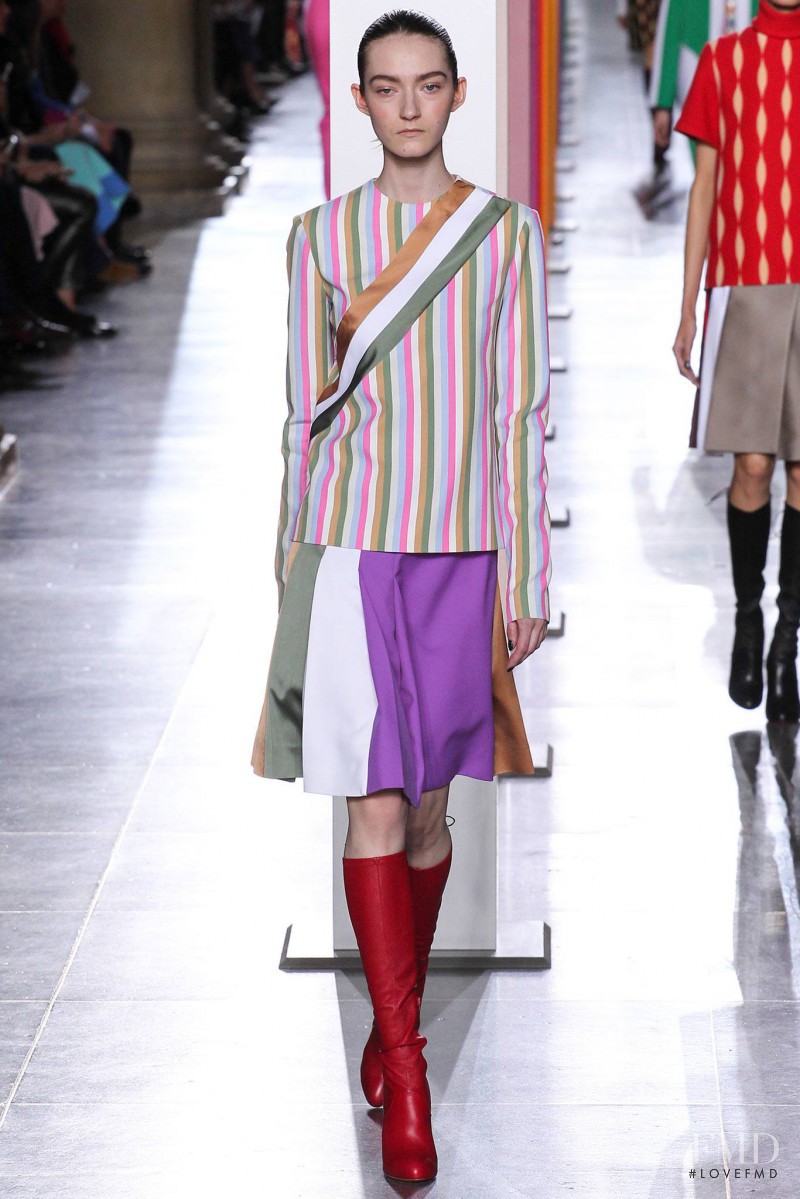 Kasia Jujeczka featured in  the Jonathan Saunders fashion show for Autumn/Winter 2015