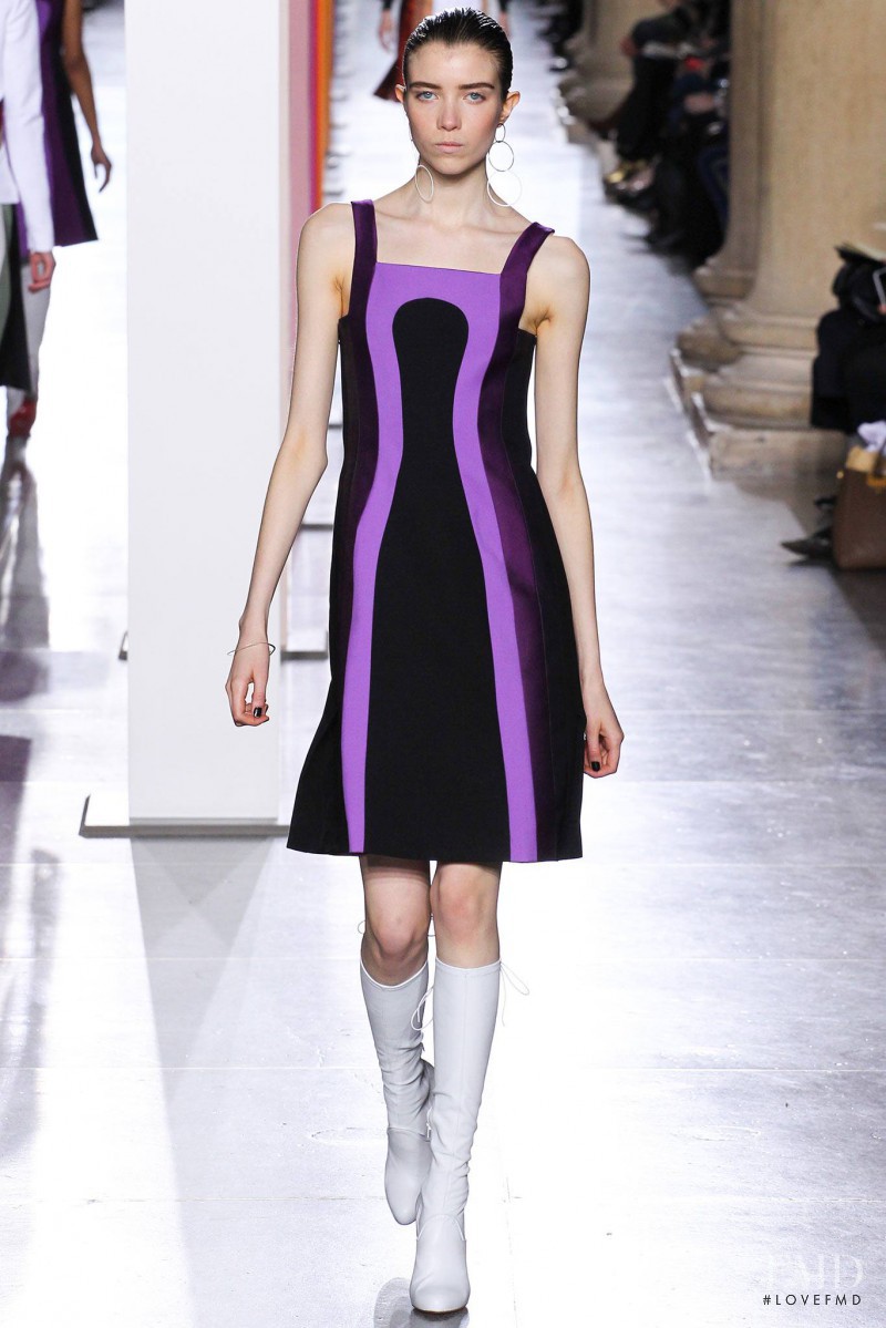 Grace Hartzel featured in  the Jonathan Saunders fashion show for Autumn/Winter 2015