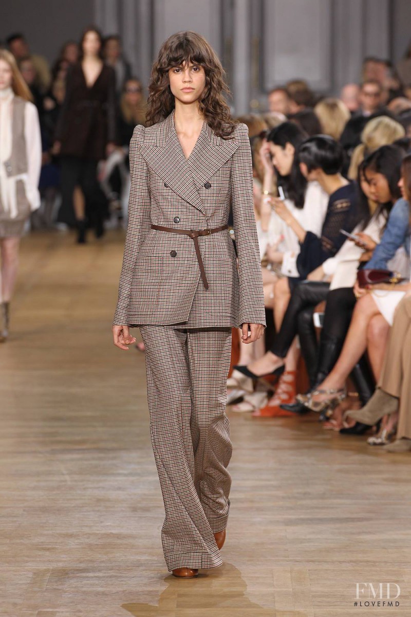 Antonina Petkovic featured in  the Chloe fashion show for Autumn/Winter 2015
