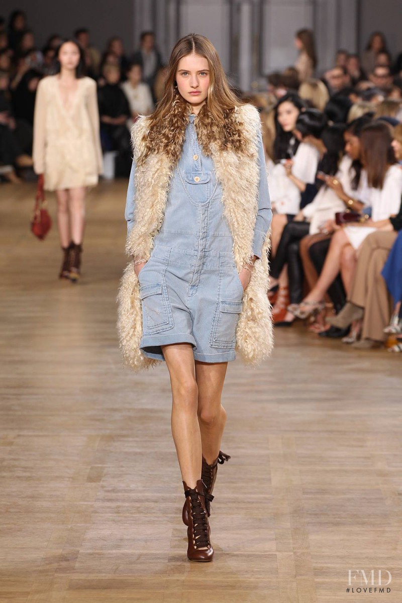 Annika Krijt featured in  the Chloe fashion show for Autumn/Winter 2015