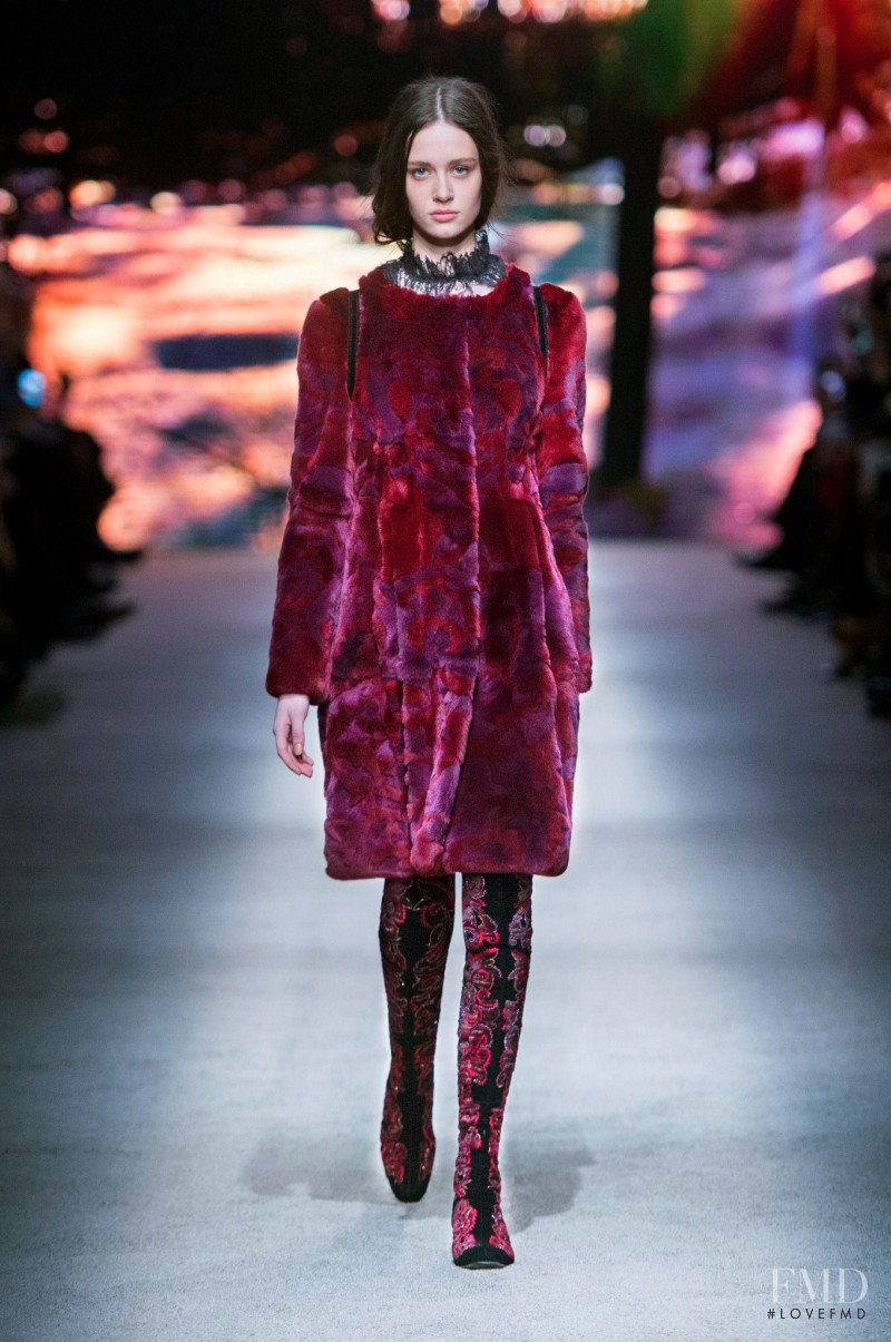 Thyra van Daalen featured in  the Alberta Ferretti fashion show for Autumn/Winter 2015