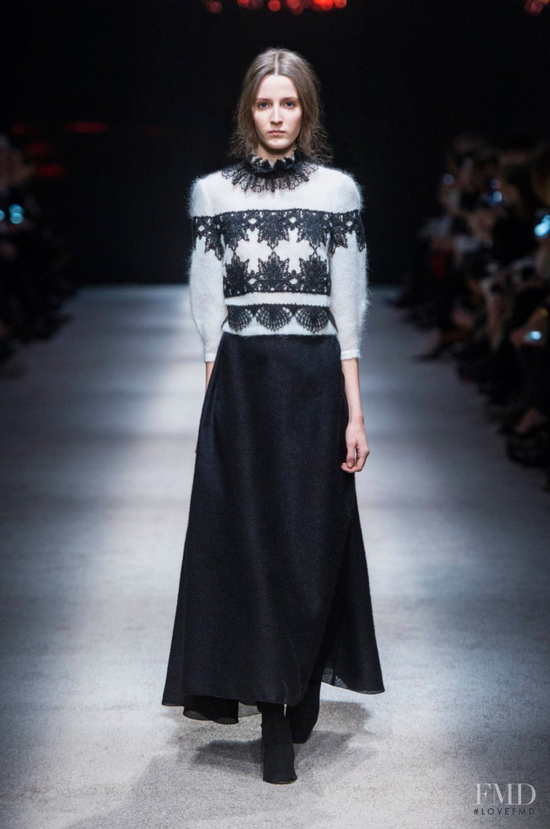 Alberta Ferretti fashion show for Autumn/Winter 2015