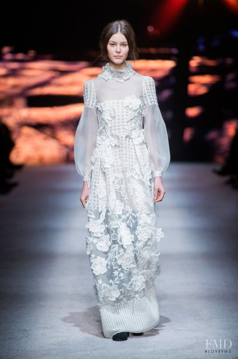Irina Shnitman featured in  the Alberta Ferretti fashion show for Autumn/Winter 2015