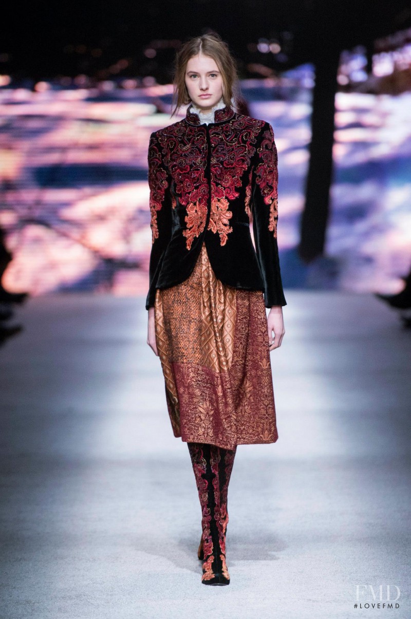 Alberta Ferretti fashion show for Autumn/Winter 2015