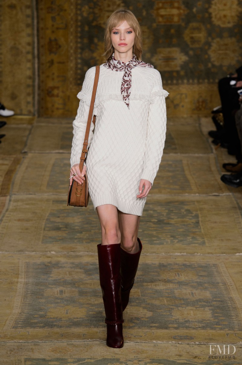 Sasha Luss featured in  the Tory Burch fashion show for Autumn/Winter 2015