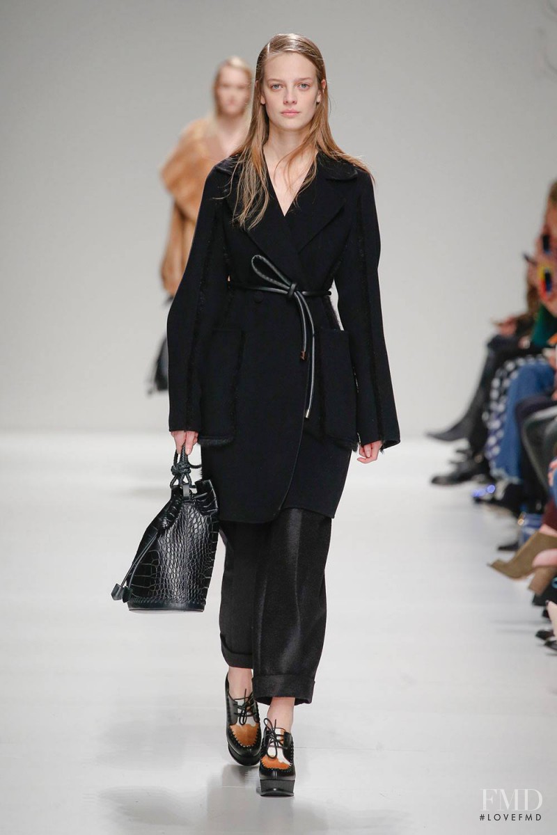 Ine Neefs featured in  the Sportmax fashion show for Autumn/Winter 2015