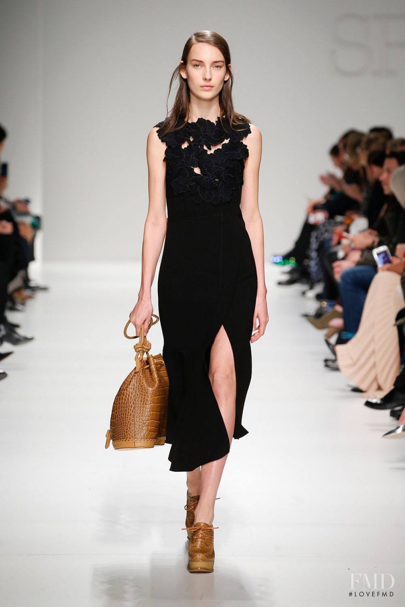 Julia Bergshoeff featured in  the Sportmax fashion show for Autumn/Winter 2015