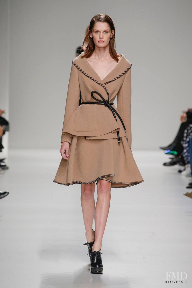 Angel Rutledge featured in  the Sportmax fashion show for Autumn/Winter 2015