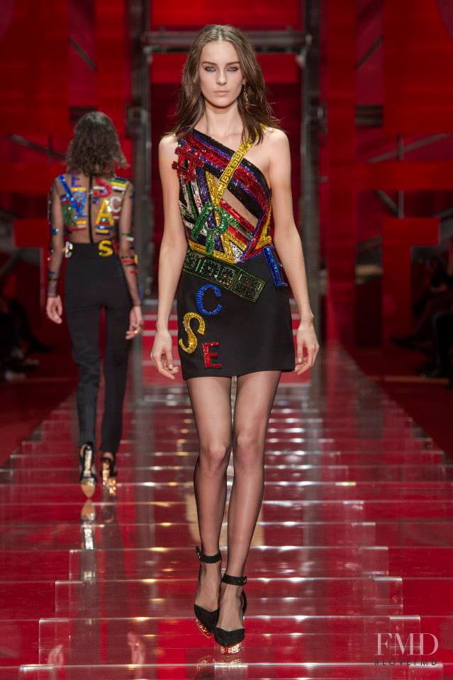 Julia Bergshoeff featured in  the Versace fashion show for Autumn/Winter 2015