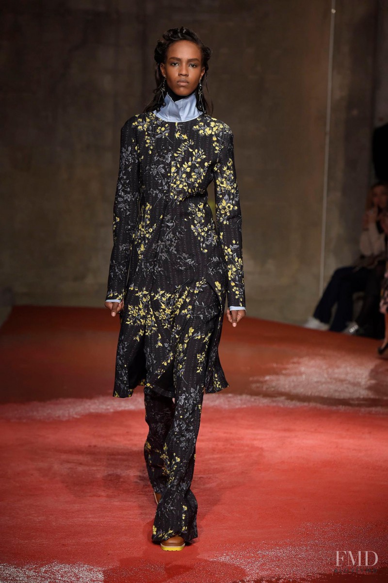Leila Ndabirabe featured in  the Marni fashion show for Autumn/Winter 2015