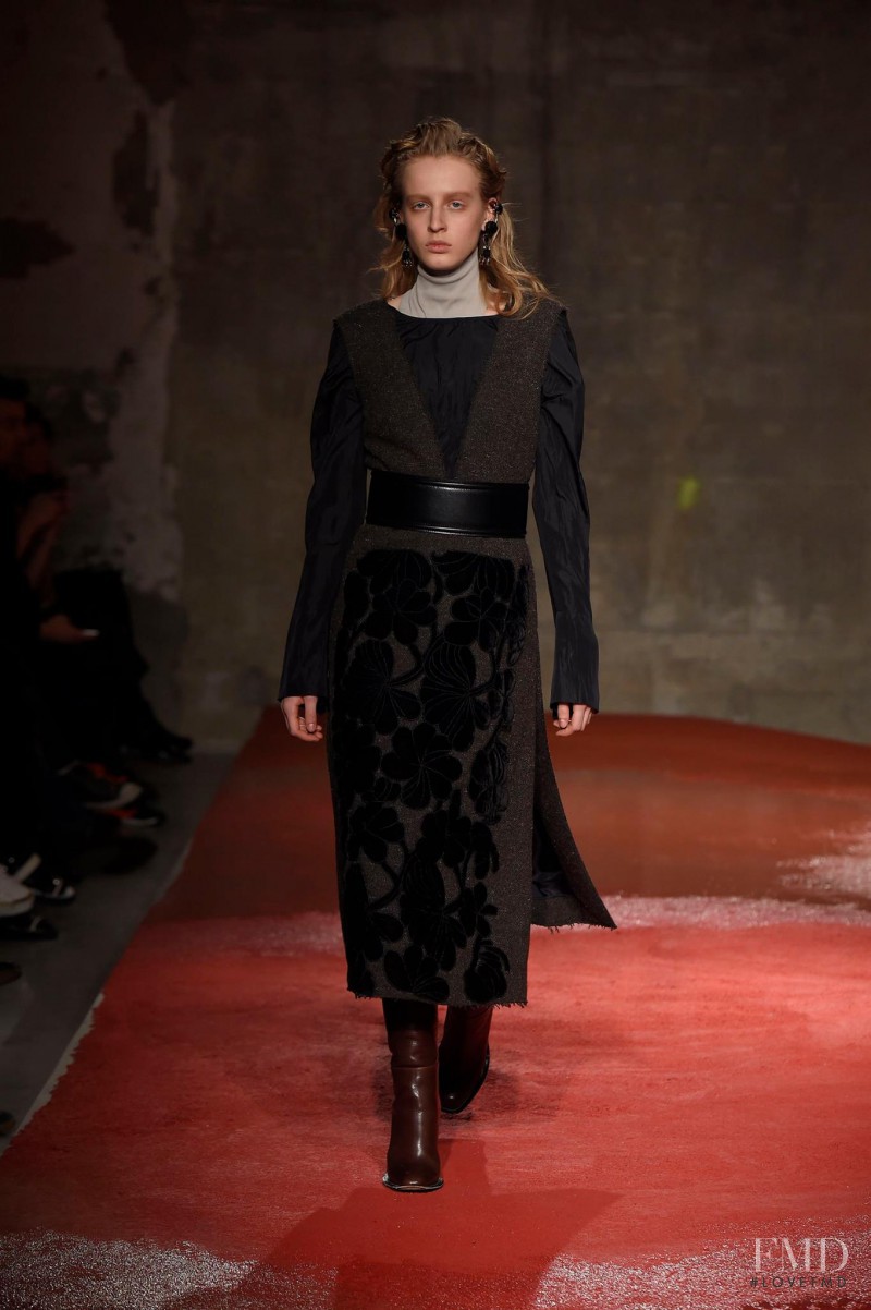 Anine Van Velzen featured in  the Marni fashion show for Autumn/Winter 2015