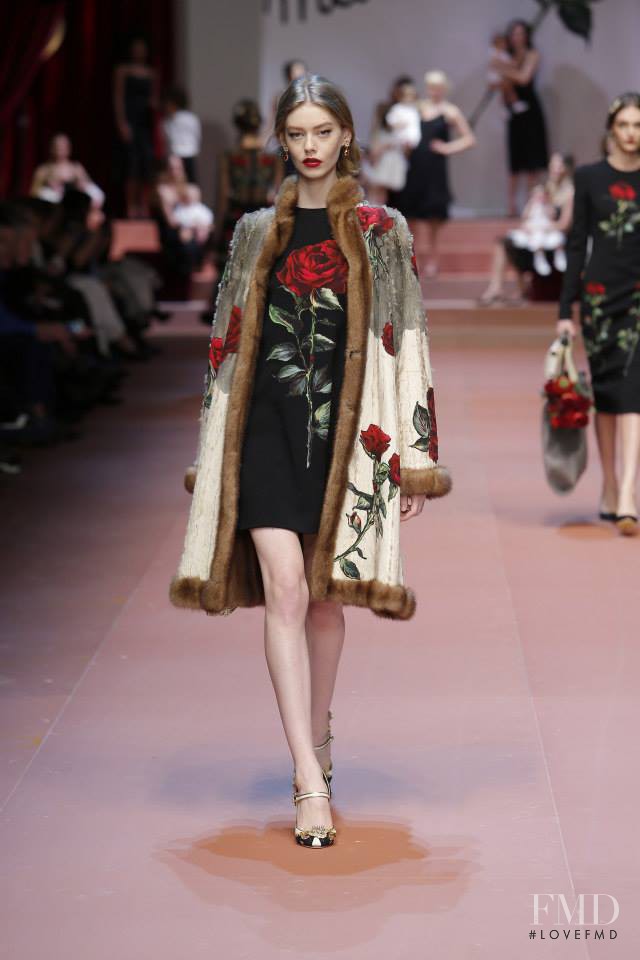Ondria Hardin featured in  the Dolce & Gabbana fashion show for Autumn/Winter 2015