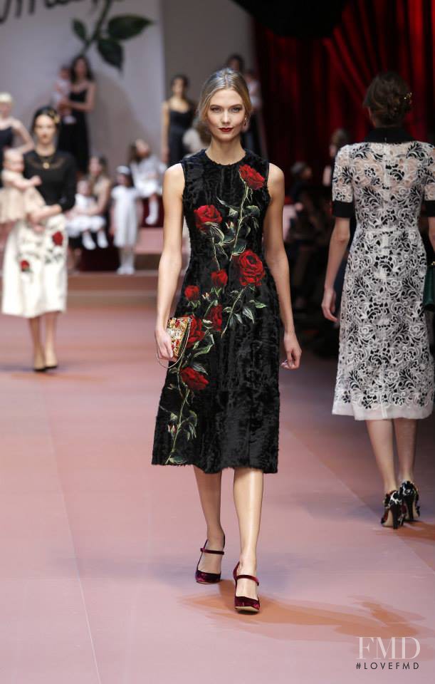 Karlie Kloss featured in  the Dolce & Gabbana fashion show for Autumn/Winter 2015