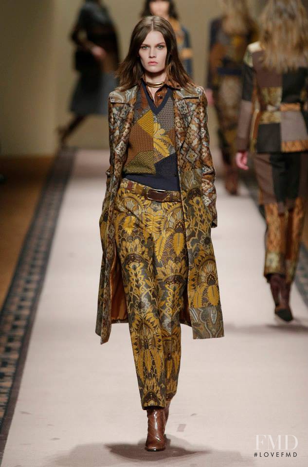 Angel Rutledge featured in  the Etro fashion show for Autumn/Winter 2015