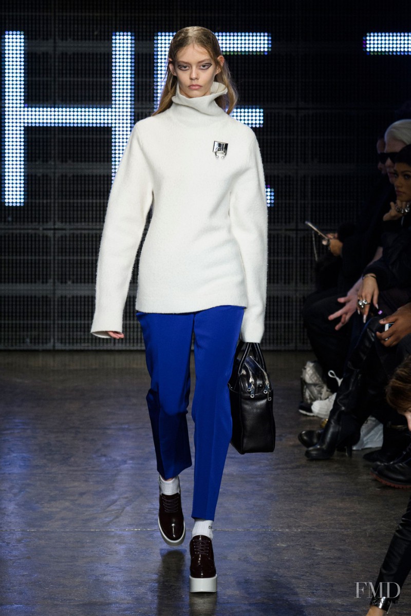 Ondria Hardin featured in  the DKNY fashion show for Autumn/Winter 2015