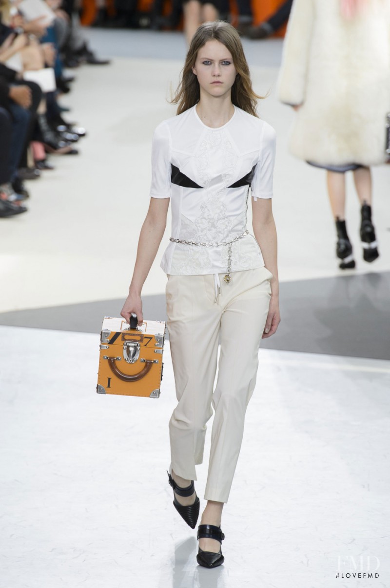 Julie Hoomans featured in  the Louis Vuitton fashion show for Autumn/Winter 2015