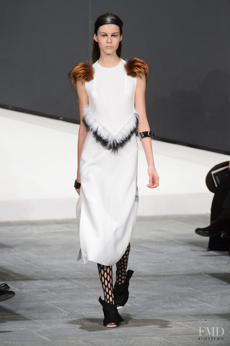 Irina Shnitman featured in  the Proenza Schouler fashion show for Autumn/Winter 2015