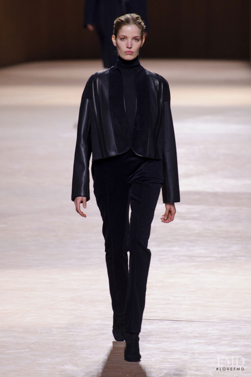 Alisa Ahmann featured in  the Hermès fashion show for Autumn/Winter 2015