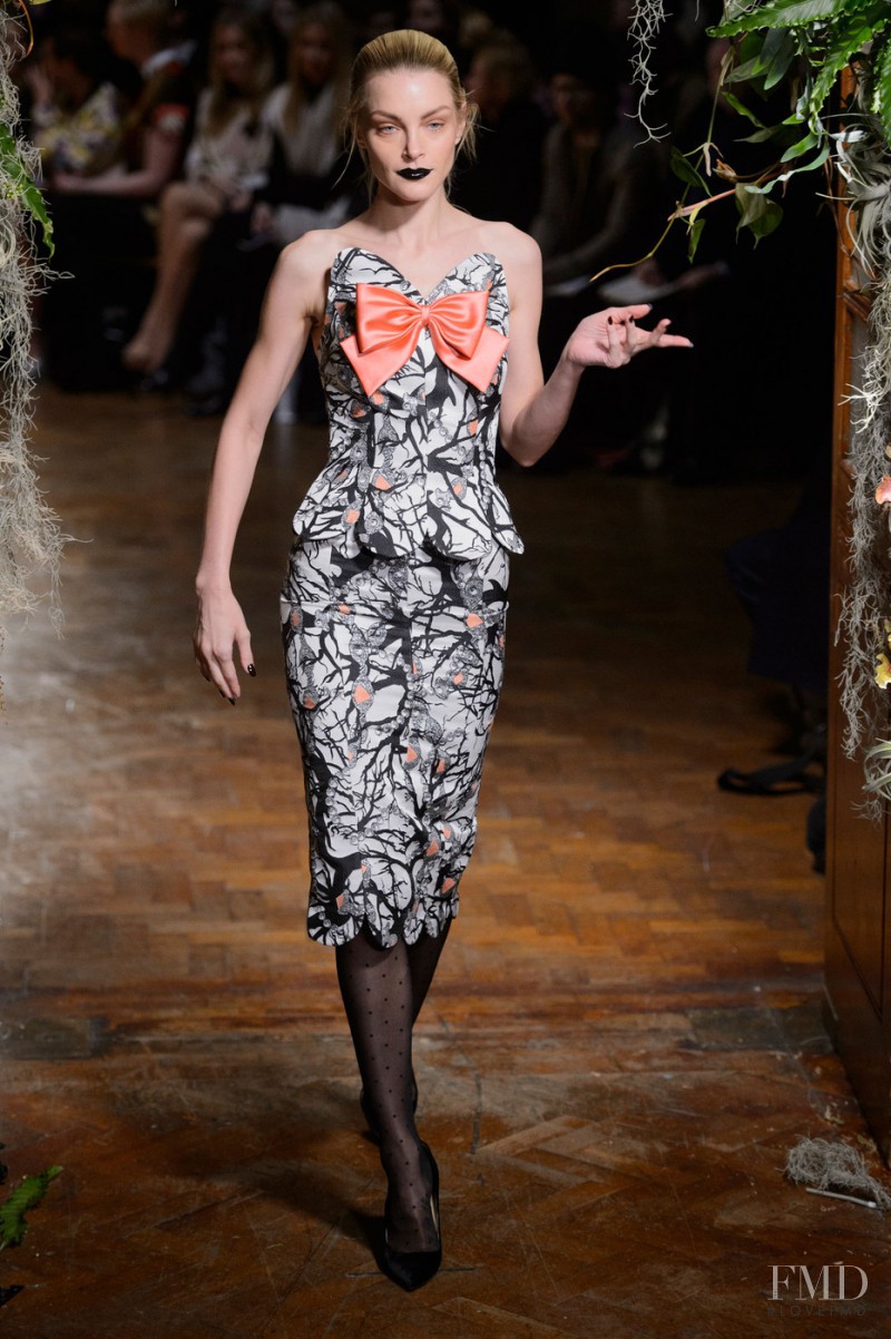 Jessica Stam featured in  the Giles fashion show for Autumn/Winter 2015
