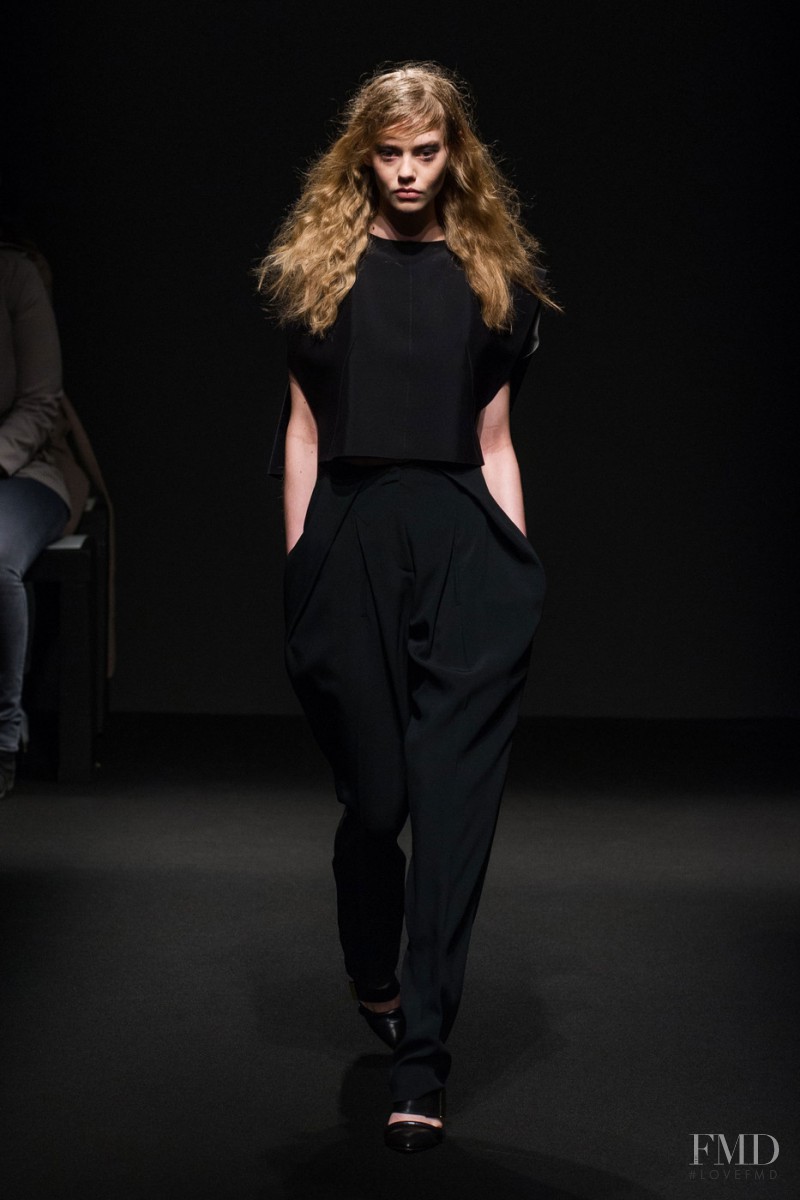 Ondria Hardin featured in  the Esteban Cortazar fashion show for Autumn/Winter 2015