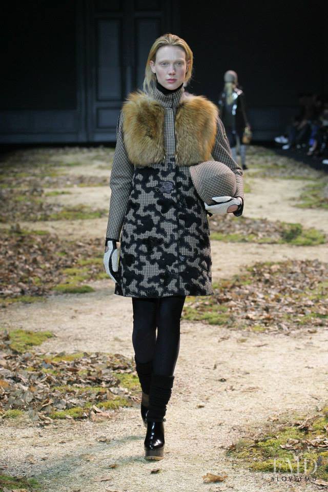 Annely Bouma featured in  the Moncler Gamme Rouge fashion show for Autumn/Winter 2015