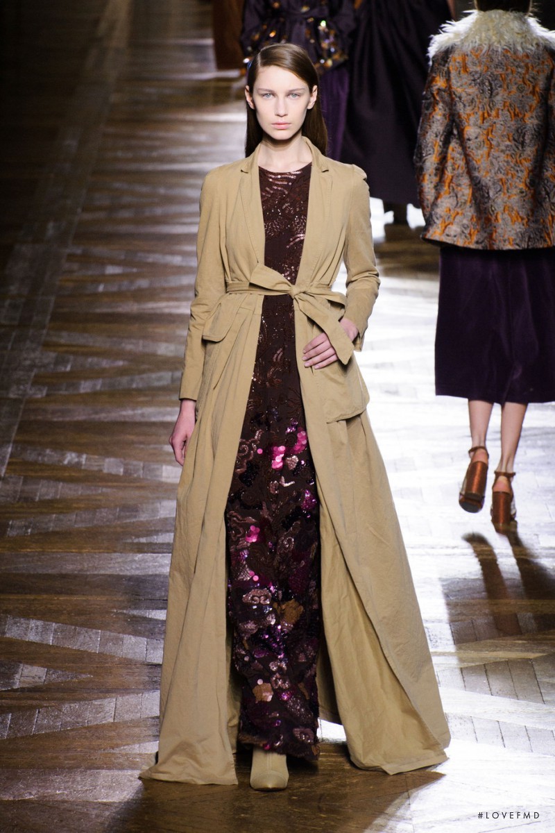 Sofia Tesmenitskaya featured in  the Dries van Noten fashion show for Autumn/Winter 2015