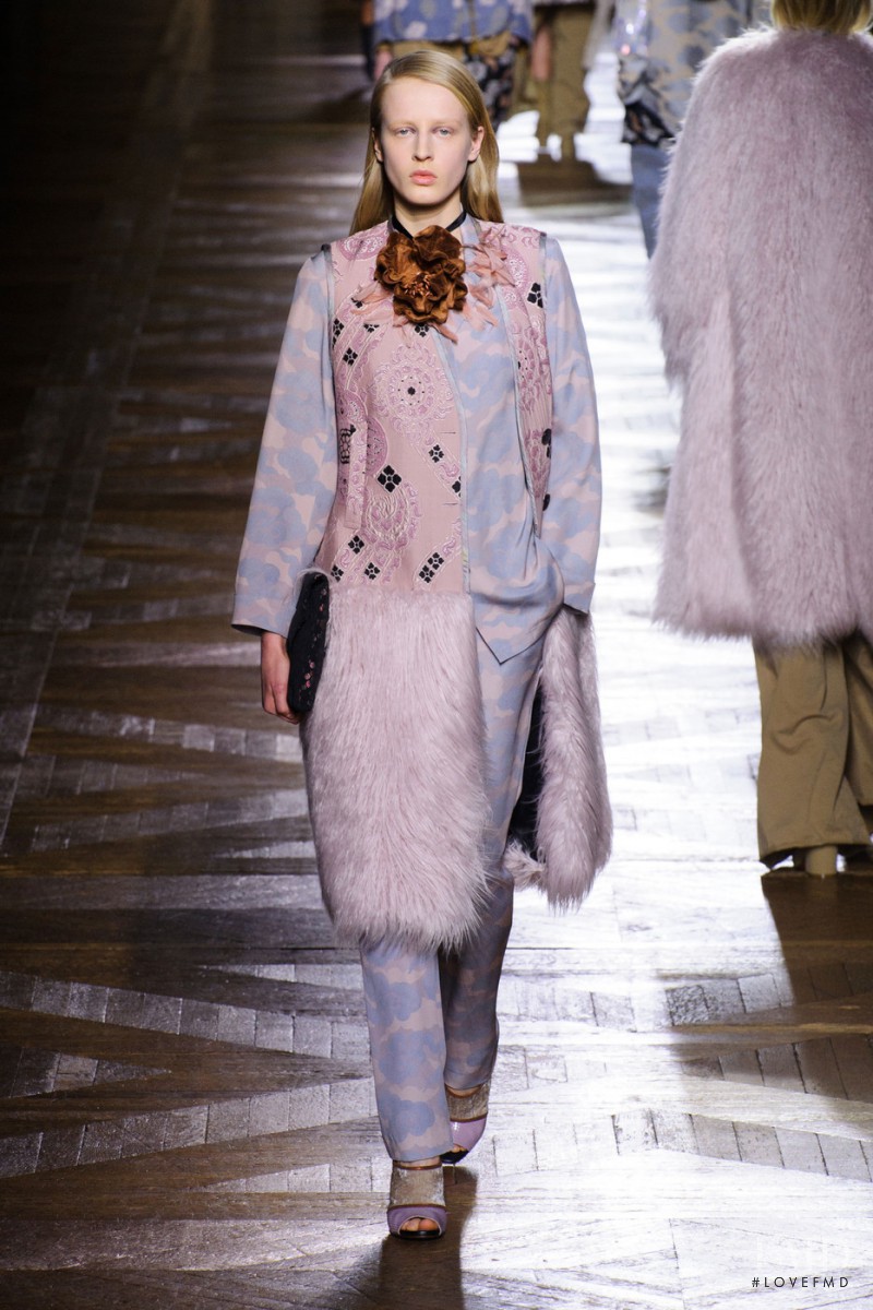 Anine Van Velzen featured in  the Dries van Noten fashion show for Autumn/Winter 2015